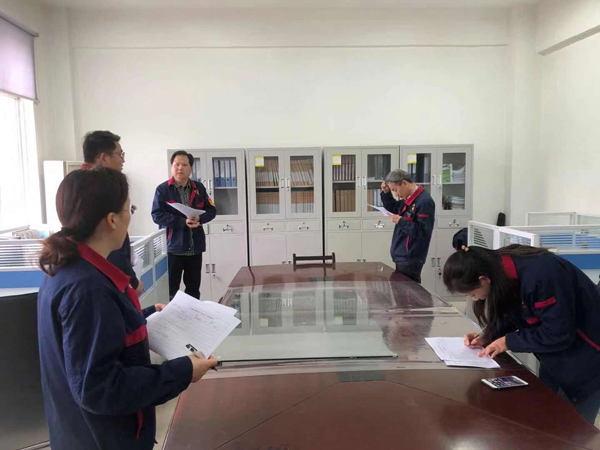 第二建筑工程事業(yè)部開展“設(shè)備見本色”專項(xiàng)活動