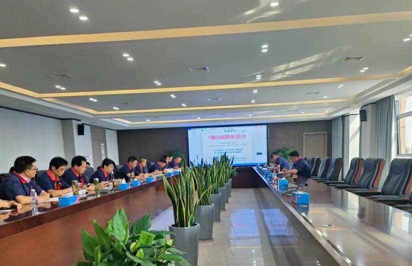 運(yùn)用浙江‘千萬工程’經(jīng)驗(yàn)案例，加強(qiáng)公司5S管理工作會(huì)議