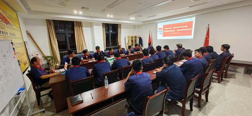 安裝公司開展“金秋時(shí)節(jié)話發(fā)展 三送服務(wù)到基層”活動(dòng) 安裝公司開展“金秋時(shí)節(jié)話發(fā)展 三送服務(wù)到基層”活動(dòng)